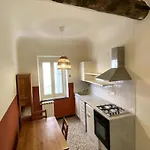 A 6 Minuti Da Acquario E Stazione Apartment
